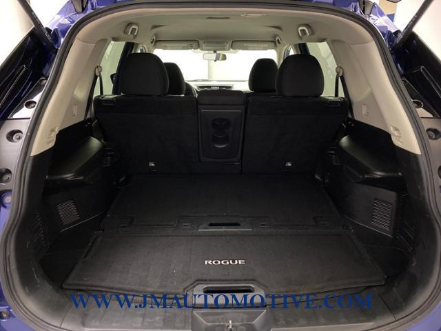 2017 Nissan Rogue 2017.5 AWD SV, available for sale in Naugatuck, Connecticut | J&M Automotive Sls&Svc LLC. Naugatuck, Connecticut 2017 Nissan Rogue 2017.5 AWD SV, available for sale in Naugatuck, Connecticut | J&M Automotive Sls&Svc LLC. Naugatuck, Connecticut