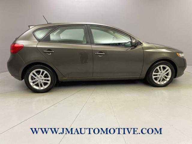 2012 Kia Forte 5-door 5dr HB EX, available for sale in Naugatuck, Connecticut | J&M Automotive Sls&Svc LLC. Naugatuck, Connecticut 2012 Kia Forte 5-door 5dr HB EX, available for sale in Naugatuck, Connecticut | J&M Automotive Sls&Svc LLC. Naugatuck, Connecticut