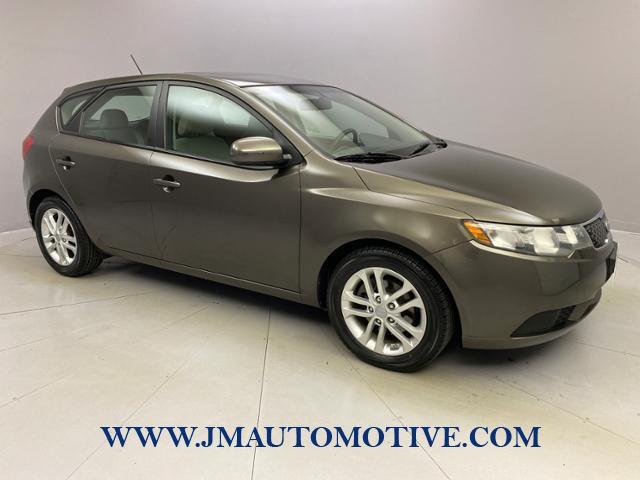 2012 Kia Forte 5-door 5dr HB EX, available for sale in Naugatuck, Connecticut | J&M Automotive Sls&Svc LLC. Naugatuck, Connecticut 2012 Kia Forte 5-door 5dr HB EX, available for sale in Naugatuck, Connecticut | J&M Automotive Sls&Svc LLC. Naugatuck, Connecticut