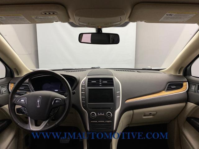 2016 Lincoln Mkc AWD 4dr Select, available for sale in Naugatuck, Connecticut | J&M Automotive Sls&Svc LLC. Naugatuck, Connecticut 2016 Lincoln Mkc AWD 4dr Select, available for sale in Naugatuck, Connecticut | J&M Automotive Sls&Svc LLC. Naugatuck, Connecticut