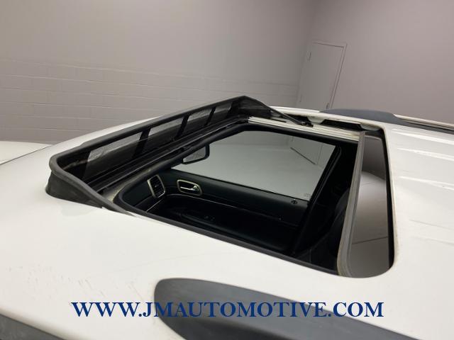 2015 Jeep Grand Cherokee 4WD 4dr Limited, available for sale in Naugatuck, Connecticut | J&M Automotive Sls&Svc LLC. Naugatuck, Connecticut 2015 Jeep Grand Cherokee 4WD 4dr Limited, available for sale in Naugatuck, Connecticut | J&M Automotive Sls&Svc LLC. Naugatuck, Connecticut