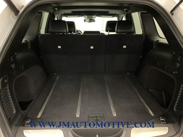 2015 Jeep Grand Cherokee 4WD 4dr Limited, available for sale in Naugatuck, Connecticut | J&M Automotive Sls&Svc LLC. Naugatuck, Connecticut 2015 Jeep Grand Cherokee 4WD 4dr Limited, available for sale in Naugatuck, Connecticut | J&M Automotive Sls&Svc LLC. Naugatuck, Connecticut