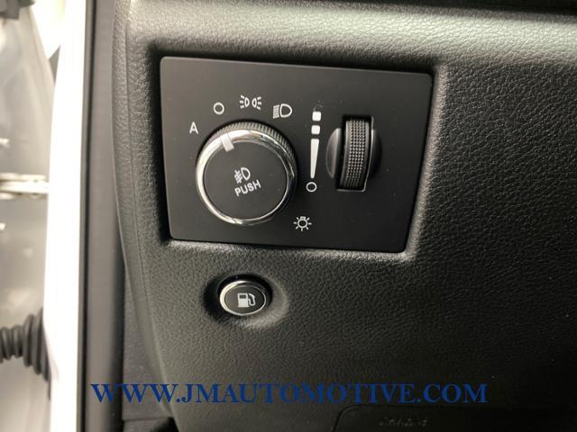 2015 Jeep Grand Cherokee 4WD 4dr Limited, available for sale in Naugatuck, Connecticut | J&M Automotive Sls&Svc LLC. Naugatuck, Connecticut 2015 Jeep Grand Cherokee 4WD 4dr Limited, available for sale in Naugatuck, Connecticut | J&M Automotive Sls&Svc LLC. Naugatuck, Connecticut