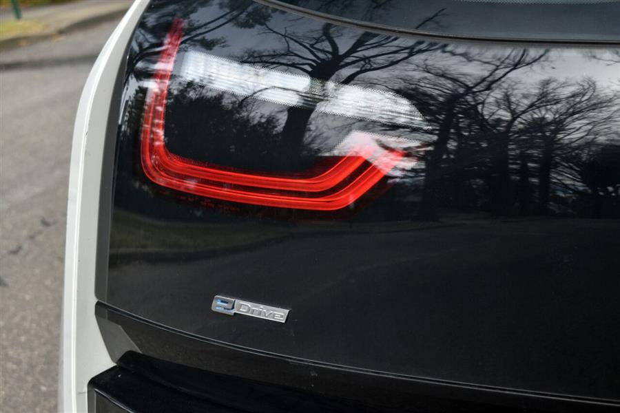 2014 BMW I3 Base 4dr Hatchback w/ Range Extender, available for sale in Great Neck, New York | Camy Cars. Great Neck, New York 2014 BMW I3 Base 4dr Hatchback w/ Range Extender, available for sale in Great Neck, New York | Camy Cars. Great Neck, New York