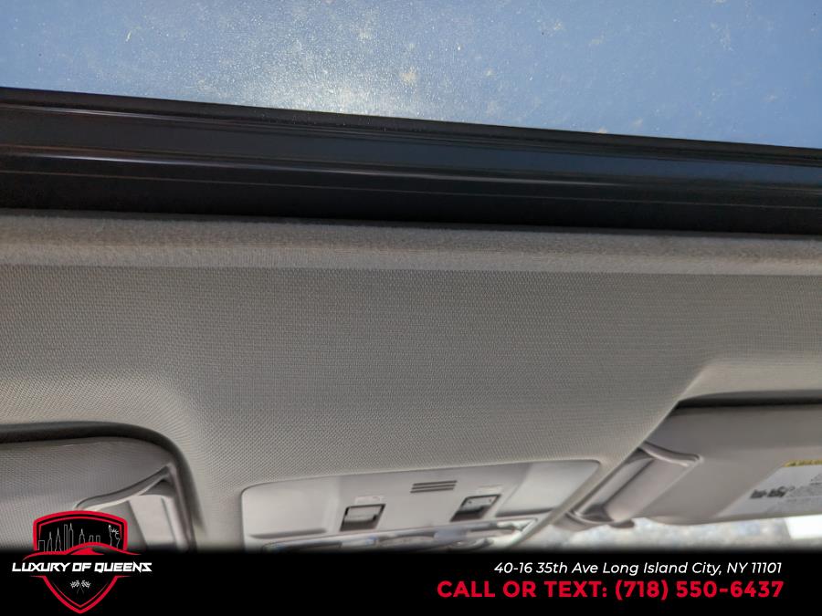 2015 Toyota RAV4 AWD 4dr Limited (Natl), available for sale in Long Island City, New York | Luxury Of Queens. Long Island City, New York 2015 Toyota RAV4 AWD 4dr Limited (Natl), available for sale in Long Island City, New York | Luxury Of Queens. Long Island City, New York