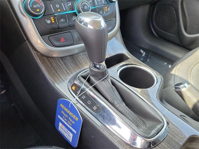 2015 Chevrolet Malibu LTZ, available for sale in Stratford, Connecticut | Wiz Leasing Inc. Stratford, Connecticut 2015 Chevrolet Malibu LTZ, available for sale in Stratford, Connecticut | Wiz Leasing Inc. Stratford, Connecticut