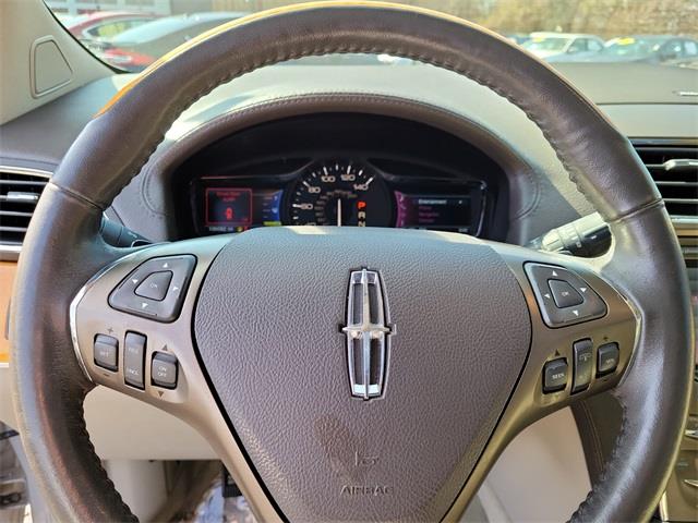 2013 Lincoln Mkx Base, available for sale in Stratford, Connecticut | Wiz Leasing Inc. Stratford, Connecticut 2013 Lincoln Mkx Base, available for sale in Stratford, Connecticut | Wiz Leasing Inc. Stratford, Connecticut