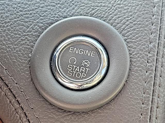 2013 Lincoln Mkx Base, available for sale in Stratford, Connecticut | Wiz Leasing Inc. Stratford, Connecticut 2013 Lincoln Mkx Base, available for sale in Stratford, Connecticut | Wiz Leasing Inc. Stratford, Connecticut