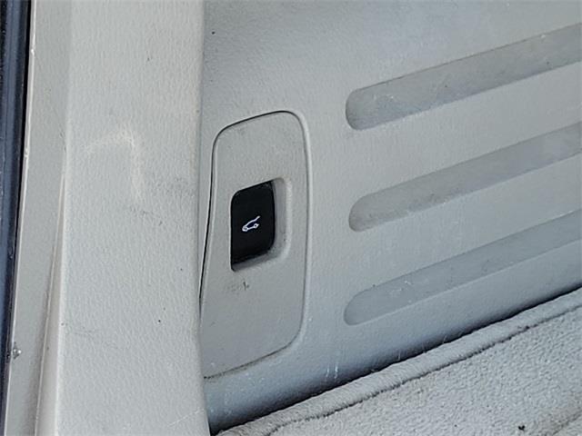 2013 Lincoln Mkx Base, available for sale in Stratford, Connecticut | Wiz Leasing Inc. Stratford, Connecticut 2013 Lincoln Mkx Base, available for sale in Stratford, Connecticut | Wiz Leasing Inc. Stratford, Connecticut