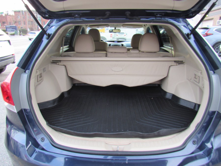 2015 Toyota Venza LE, available for sale in Worcester, Massachusetts | Hilario's Auto Sales Inc.. Worcester, Massachusetts 2015 Toyota Venza LE, available for sale in Worcester, Massachusetts | Hilario's Auto Sales Inc.. Worcester, Massachusetts