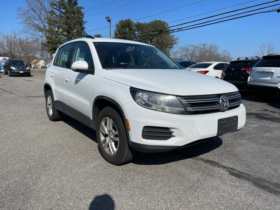2015 Volkswagen Tiguan 4MOTION 4dr Auto SE w/Appearance, available for sale in Merrimack, New Hampshire | Merrimack Autosport. Merrimack, New Hampshire
