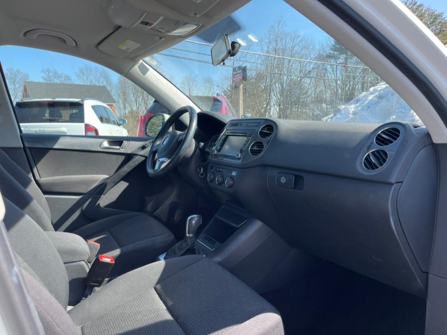 2015 Volkswagen Tiguan 4MOTION 4dr Auto SE w/Appearance, available for sale in Merrimack, New Hampshire | Merrimack Autosport. Merrimack, New Hampshire 2015 Volkswagen Tiguan 4MOTION 4dr Auto SE w/Appearance, available for sale in Merrimack, New Hampshire | Merrimack Autosport. Merrimack, New Hampshire