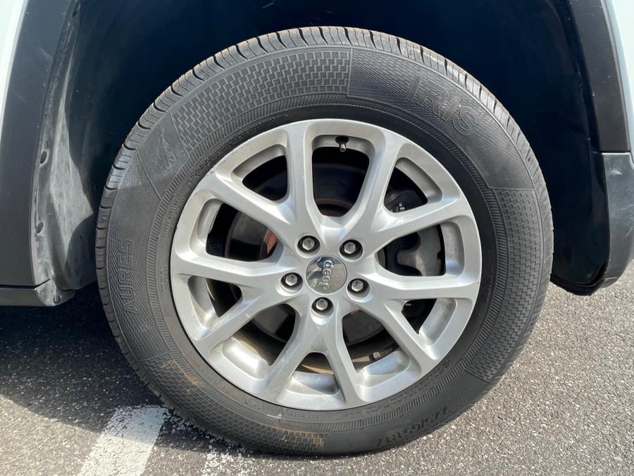 2017 Jeep Cherokee Latitude. Low Miles!!!, available for sale in Rosedale, New York | Sunrise Auto Sales. Rosedale, New York 2017 Jeep Cherokee Latitude. Low Miles!!!, available for sale in Rosedale, New York | Sunrise Auto Sales. Rosedale, New York