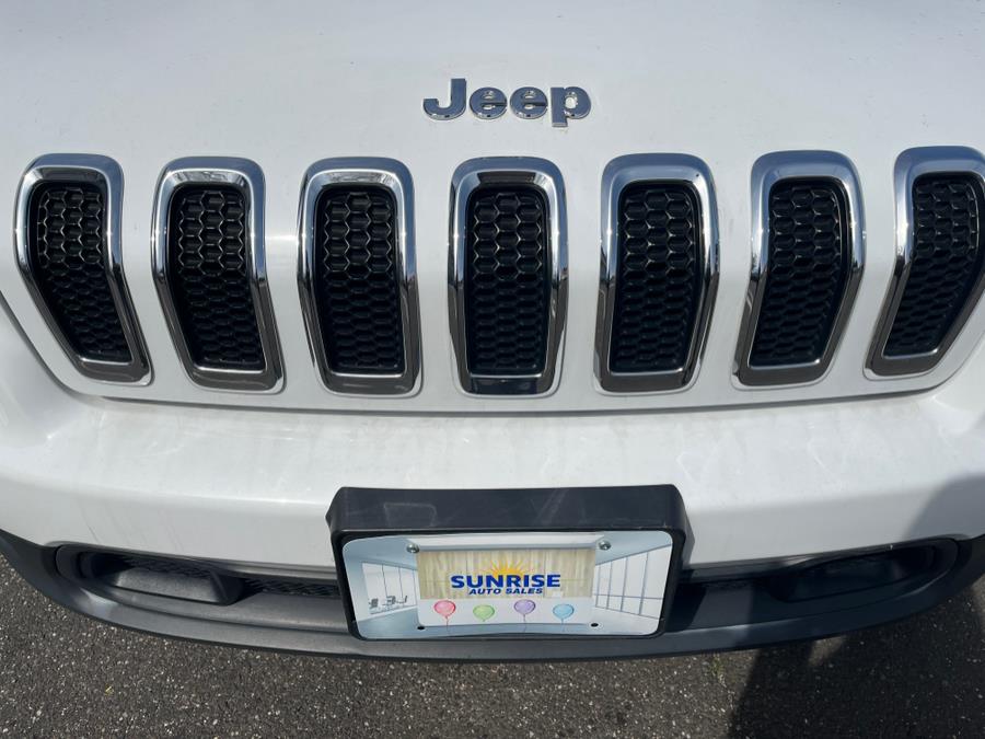 2017 Jeep Cherokee Latitude. Low Miles!!!, available for sale in Rosedale, New York | Sunrise Auto Sales. Rosedale, New York 2017 Jeep Cherokee Latitude. Low Miles!!!, available for sale in Rosedale, New York | Sunrise Auto Sales. Rosedale, New York