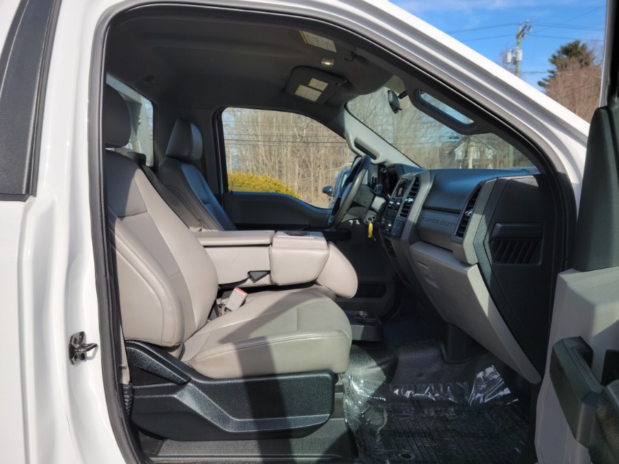2017 Ford Super Duty F-250 SRW XL 2WD, available for sale in East Windsor, Connecticut | Toro Auto. East Windsor, Connecticut 2017 Ford Super Duty F-250 SRW XL 2WD, available for sale in East Windsor, Connecticut | Toro Auto. East Windsor, Connecticut