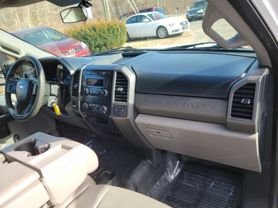2017 Ford Super Duty F-250 SRW XL 2WD, available for sale in East Windsor, Connecticut | Toro Auto. East Windsor, Connecticut 2017 Ford Super Duty F-250 SRW XL 2WD, available for sale in East Windsor, Connecticut | Toro Auto. East Windsor, Connecticut