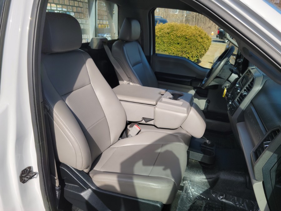2017 Ford Super Duty F-250 SRW XL 2WD, available for sale in East Windsor, Connecticut | Toro Auto. East Windsor, Connecticut 2017 Ford Super Duty F-250 SRW XL 2WD, available for sale in East Windsor, Connecticut | Toro Auto. East Windsor, Connecticut