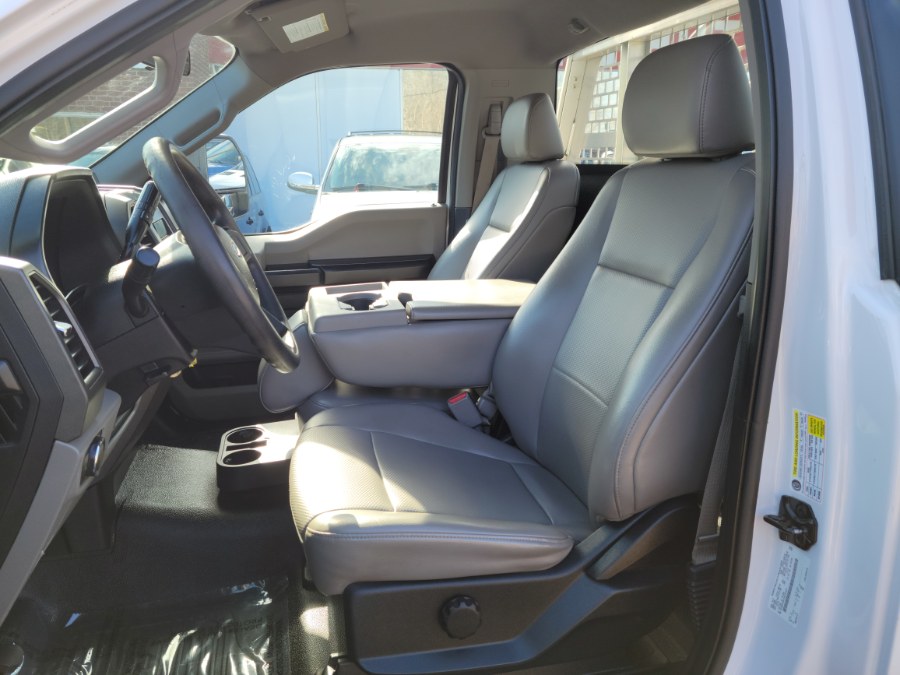 2017 Ford Super Duty F-250 SRW XL 2WD, available for sale in East Windsor, Connecticut | Toro Auto. East Windsor, Connecticut 2017 Ford Super Duty F-250 SRW XL 2WD, available for sale in East Windsor, Connecticut | Toro Auto. East Windsor, Connecticut