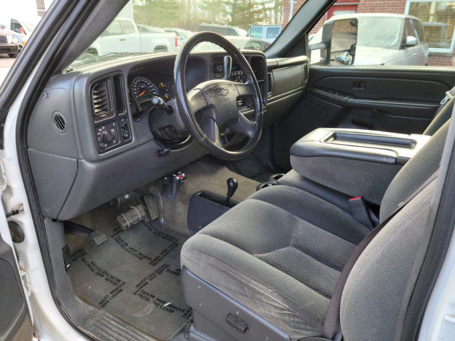 2005 Chevrolet Silverado 3500 Crew Cab 167" WB 4WD DRW LS 6.6 Duramax Diesel, available for sale in East Windsor, Connecticut | Toro Auto. East Windsor, Connecticut 2005 Chevrolet Silverado 3500 Crew Cab 167" WB 4WD DRW LS 6.6 Duramax Diesel, available for sale in East Windsor, Connecticut | Toro Auto. East Windsor, Connecticut