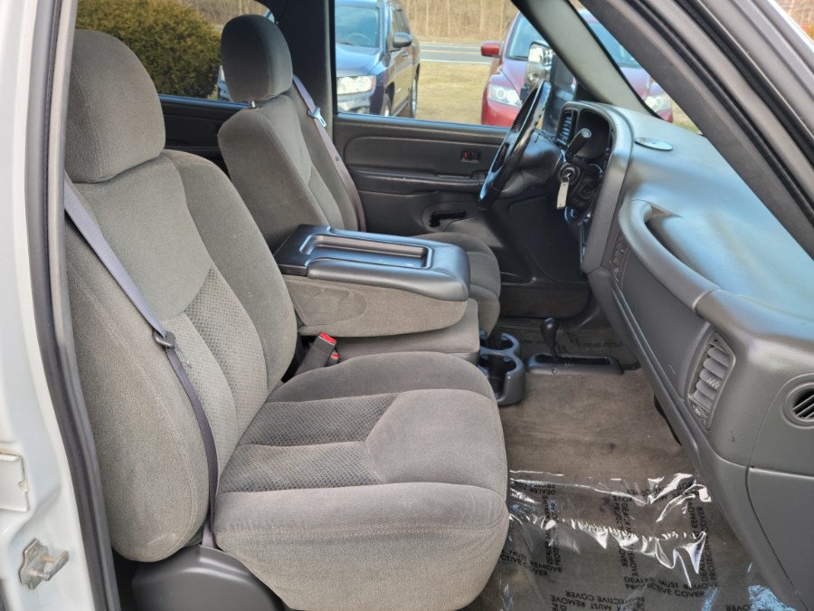 2005 Chevrolet Silverado 3500 Crew Cab 167" WB 4WD DRW LS 6.6 Duramax Diesel, available for sale in East Windsor, Connecticut | Toro Auto. East Windsor, Connecticut 2005 Chevrolet Silverado 3500 Crew Cab 167" WB 4WD DRW LS 6.6 Duramax Diesel, available for sale in East Windsor, Connecticut | Toro Auto. East Windsor, Connecticut
