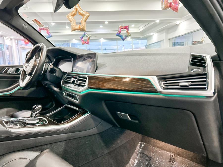 2019 BMW X5 xDrive40i Sports Activity Vehicle, available for sale in Franklin Square, New York | Luxury Motor Club. Franklin Square, New York 2019 BMW X5 xDrive40i Sports Activity Vehicle, available for sale in Franklin Square, New York | Luxury Motor Club. Franklin Square, New York