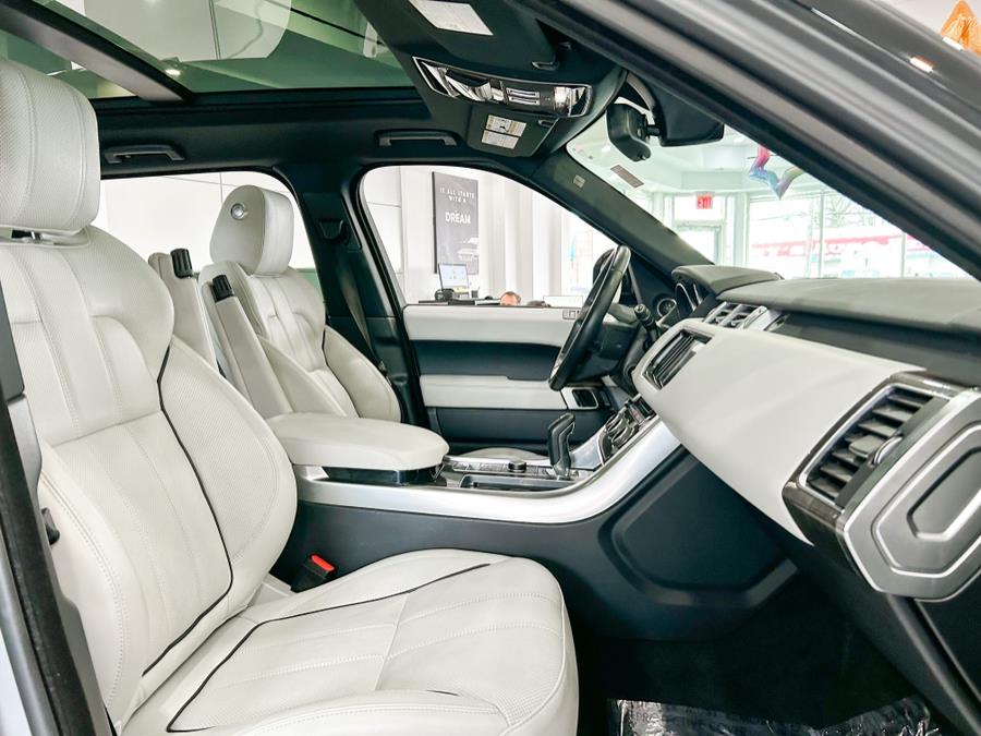 2015 Land Rover Range Rover Sport 4WD 4dr HSE, available for sale in Franklin Square, New York | Luxury Motor Club. Franklin Square, New York 2015 Land Rover Range Rover Sport 4WD 4dr HSE, available for sale in Franklin Square, New York | Luxury Motor Club. Franklin Square, New York
