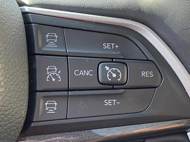 2022 Jeep Grand Cherokee l Laredo, available for sale in Bronx, New York | Eastchester Motor Cars. Bronx, New York 2022 Jeep Grand Cherokee l Laredo, available for sale in Bronx, New York | Eastchester Motor Cars. Bronx, New York