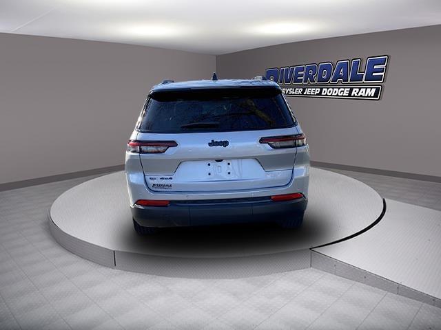 2022 Jeep Grand Cherokee l Laredo, available for sale in Bronx, New York | Eastchester Motor Cars. Bronx, New York 2022 Jeep Grand Cherokee l Laredo, available for sale in Bronx, New York | Eastchester Motor Cars. Bronx, New York