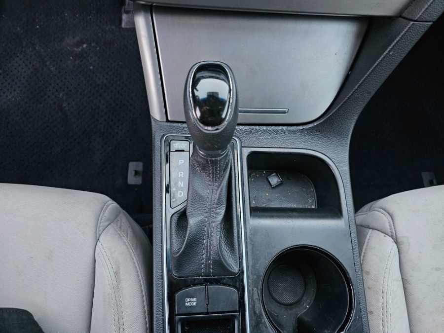 2015 Hyundai Sonata 4dr Sdn 2.4L SE PZEV, available for sale in Auburn, New Hampshire | ODA Auto Precision LLC. Auburn, New Hampshire 2015 Hyundai Sonata 4dr Sdn 2.4L SE PZEV, available for sale in Auburn, New Hampshire | ODA Auto Precision LLC. Auburn, New Hampshire