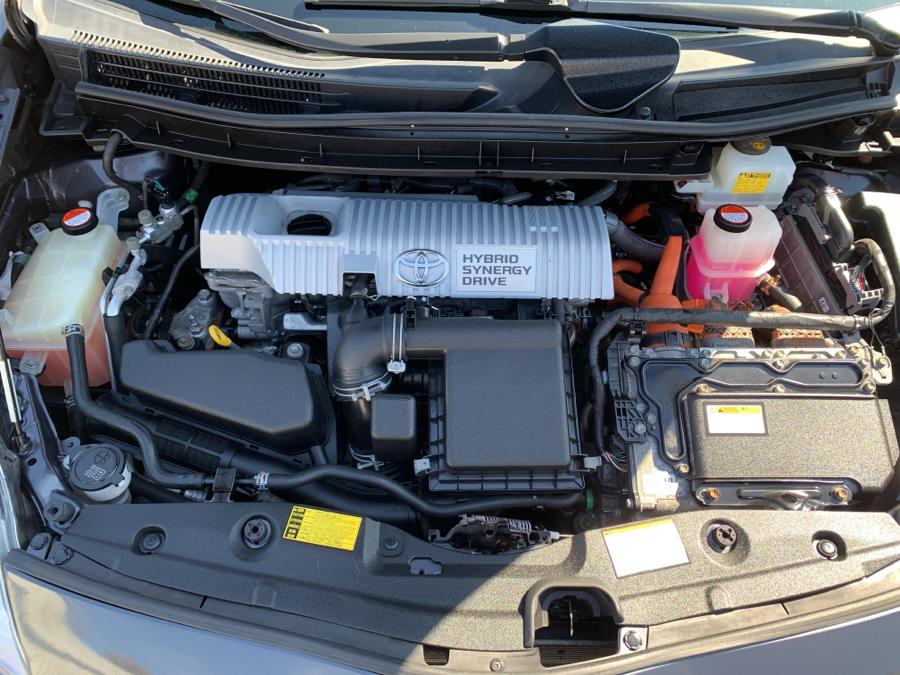 2015 Toyota Prius 5dr HB Four (Natl), available for sale in Springfield, Massachusetts | Absolute Motors Inc. Springfield, Massachusetts 2015 Toyota Prius 5dr HB Four (Natl), available for sale in Springfield, Massachusetts | Absolute Motors Inc. Springfield, Massachusetts