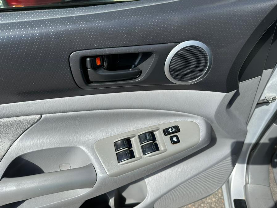 2010 Toyota Tacoma 4WD Double V6 AT, available for sale in South Windsor, Connecticut | Mike And Tony Auto Sales, Inc. South Windsor, Connecticut 2010 Toyota Tacoma 4WD Double V6 AT, available for sale in South Windsor, Connecticut | Mike And Tony Auto Sales, Inc. South Windsor, Connecticut