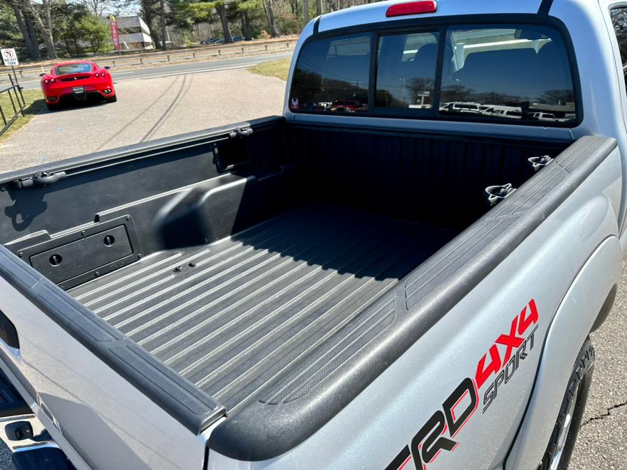 2010 Toyota Tacoma 4WD Double V6 AT, available for sale in South Windsor, Connecticut | Mike And Tony Auto Sales, Inc. South Windsor, Connecticut 2010 Toyota Tacoma 4WD Double V6 AT, available for sale in South Windsor, Connecticut | Mike And Tony Auto Sales, Inc. South Windsor, Connecticut