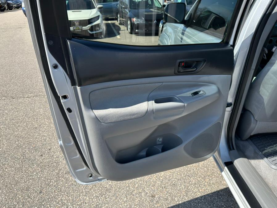 2010 Toyota Tacoma 4WD Double V6 AT, available for sale in South Windsor, Connecticut | Mike And Tony Auto Sales, Inc. South Windsor, Connecticut 2010 Toyota Tacoma 4WD Double V6 AT, available for sale in South Windsor, Connecticut | Mike And Tony Auto Sales, Inc. South Windsor, Connecticut