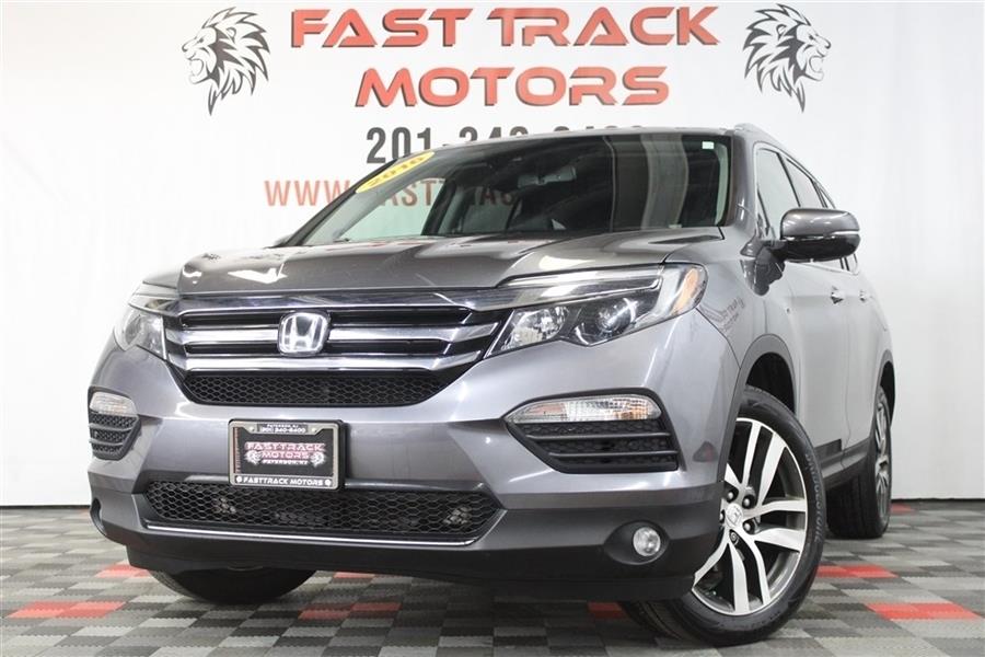 2016 Honda Pilot TOURING, available for sale in Paterson, New Jersey | Fast Track Motors. Paterson, New Jersey