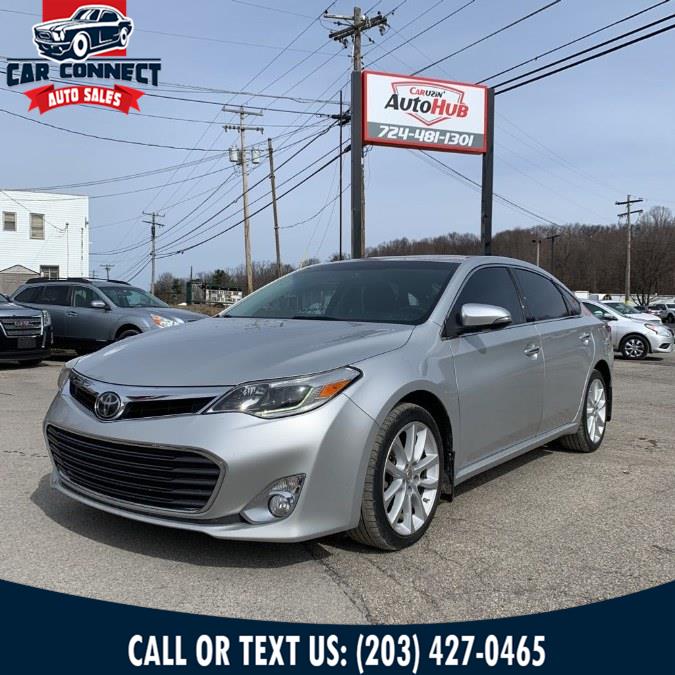 2014 Toyota Avalon 4dr Sdn Limited (Natl), available for sale in Waterbury, Connecticut | Car Connect Auto Sales LLC. Waterbury, Connecticut