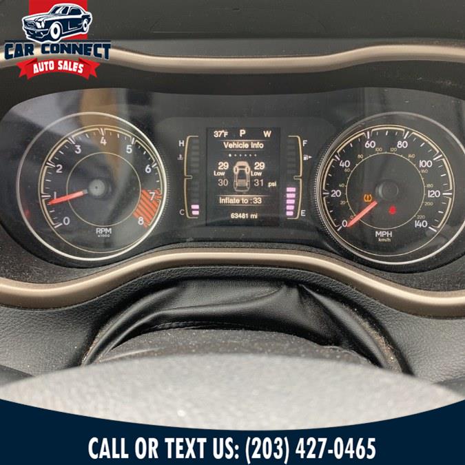 2014 Jeep Cherokee 4WD 4dr Latitude, available for sale in Waterbury, Connecticut | Car Connect Auto Sales LLC. Waterbury, Connecticut 2014 Jeep Cherokee 4WD 4dr Latitude, available for sale in Waterbury, Connecticut | Car Connect Auto Sales LLC. Waterbury, Connecticut