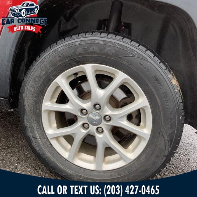 2014 Jeep Cherokee 4WD 4dr Latitude, available for sale in Waterbury, Connecticut | Car Connect Auto Sales LLC. Waterbury, Connecticut 2014 Jeep Cherokee 4WD 4dr Latitude, available for sale in Waterbury, Connecticut | Car Connect Auto Sales LLC. Waterbury, Connecticut