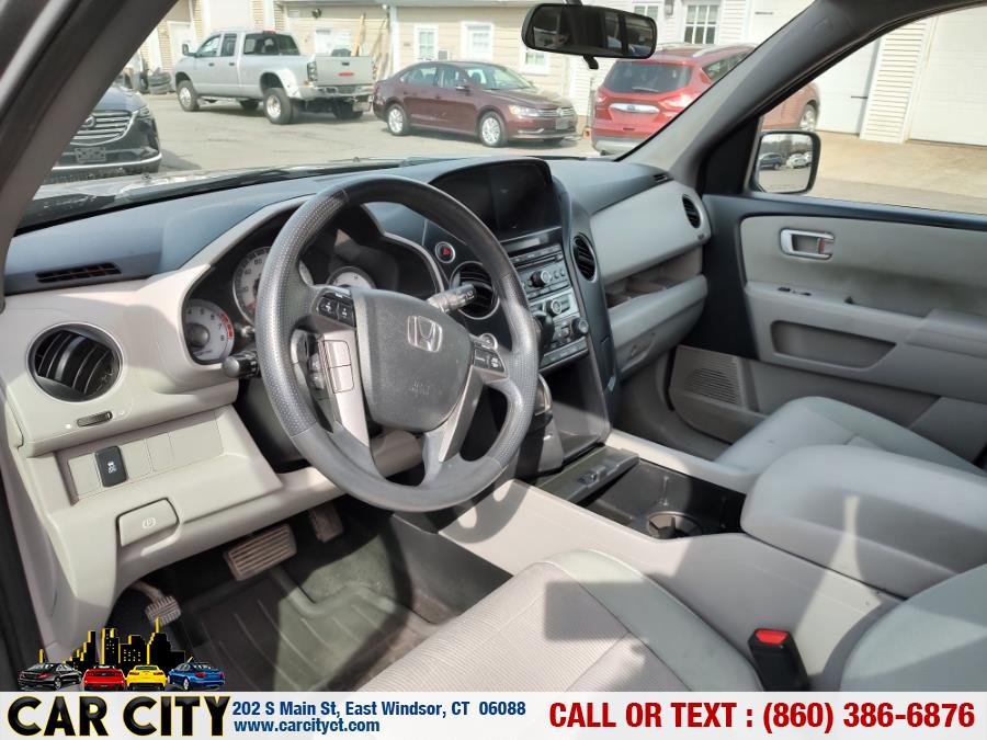 2015 Honda Pilot 4WD 4dr EX, available for sale in East Windsor, Connecticut | Car City LLC. East Windsor, Connecticut 2015 Honda Pilot 4WD 4dr EX, available for sale in East Windsor, Connecticut | Car City LLC. East Windsor, Connecticut