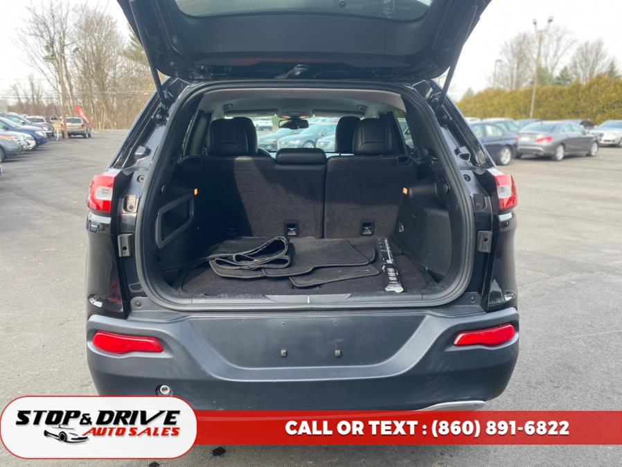 2016 Jeep Cherokee 4WD 4dr Limited, available for sale in East Windsor, Connecticut | Stop & Drive Auto Sales. East Windsor, Connecticut 2016 Jeep Cherokee 4WD 4dr Limited, available for sale in East Windsor, Connecticut | Stop & Drive Auto Sales. East Windsor, Connecticut