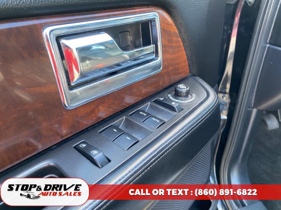 2015 Lincoln Navigator 4WD 4dr, available for sale in East Windsor, Connecticut | Stop & Drive Auto Sales. East Windsor, Connecticut 2015 Lincoln Navigator 4WD 4dr, available for sale in East Windsor, Connecticut | Stop & Drive Auto Sales. East Windsor, Connecticut