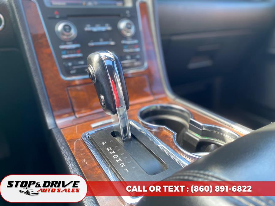 2015 Lincoln Navigator 4WD 4dr, available for sale in East Windsor, Connecticut | Stop & Drive Auto Sales. East Windsor, Connecticut 2015 Lincoln Navigator 4WD 4dr, available for sale in East Windsor, Connecticut | Stop & Drive Auto Sales. East Windsor, Connecticut