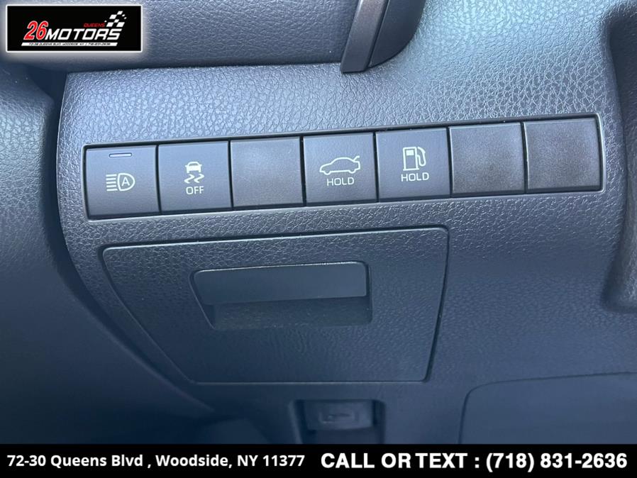 2020 Toyota Camry SE Auto (Natl), available for sale in Woodside, New York | 26 Motors Queens. Woodside, New York 2020 Toyota Camry SE Auto (Natl), available for sale in Woodside, New York | 26 Motors Queens. Woodside, New York