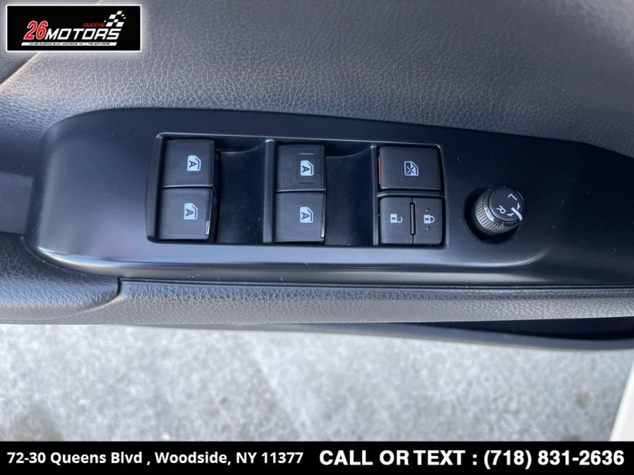 2020 Toyota Camry SE Auto (Natl), available for sale in Woodside, New York | 26 Motors Queens. Woodside, New York 2020 Toyota Camry SE Auto (Natl), available for sale in Woodside, New York | 26 Motors Queens. Woodside, New York