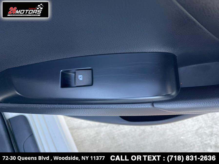 2020 Toyota Camry SE Auto (Natl), available for sale in Woodside, New York | 26 Motors Queens. Woodside, New York 2020 Toyota Camry SE Auto (Natl), available for sale in Woodside, New York | 26 Motors Queens. Woodside, New York