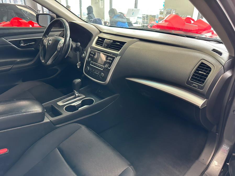 2017 Nissan Altima 2.5 SR Sedan, available for sale in Inwood, New York | 5 Towns Drive. Inwood, New York 2017 Nissan Altima 2.5 SR Sedan, available for sale in Inwood, New York | 5 Towns Drive. Inwood, New York