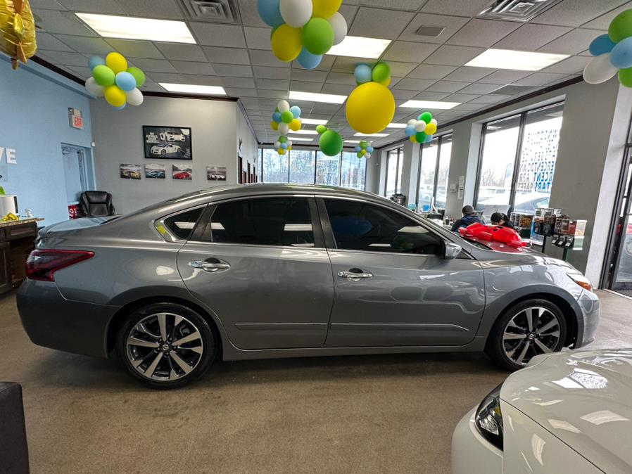 2017 Nissan Altima 2.5 SR Sedan, available for sale in Inwood, New York | 5 Towns Drive. Inwood, New York 2017 Nissan Altima 2.5 SR Sedan, available for sale in Inwood, New York | 5 Towns Drive. Inwood, New York