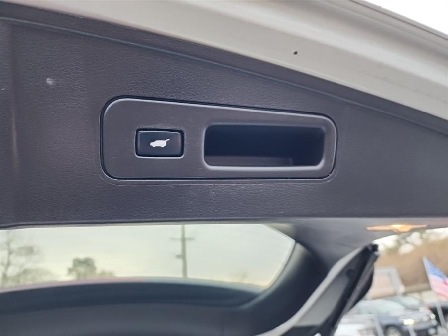 2020 Acura MDX SH-AWD 7-Passenger w/Technology/A-Spec Pkg, available for sale in Islip, New York | L.I. Auto Gallery. Islip, New York 2020 Acura MDX SH-AWD 7-Passenger w/Technology/A-Spec Pkg, available for sale in Islip, New York | L.I. Auto Gallery. Islip, New York
