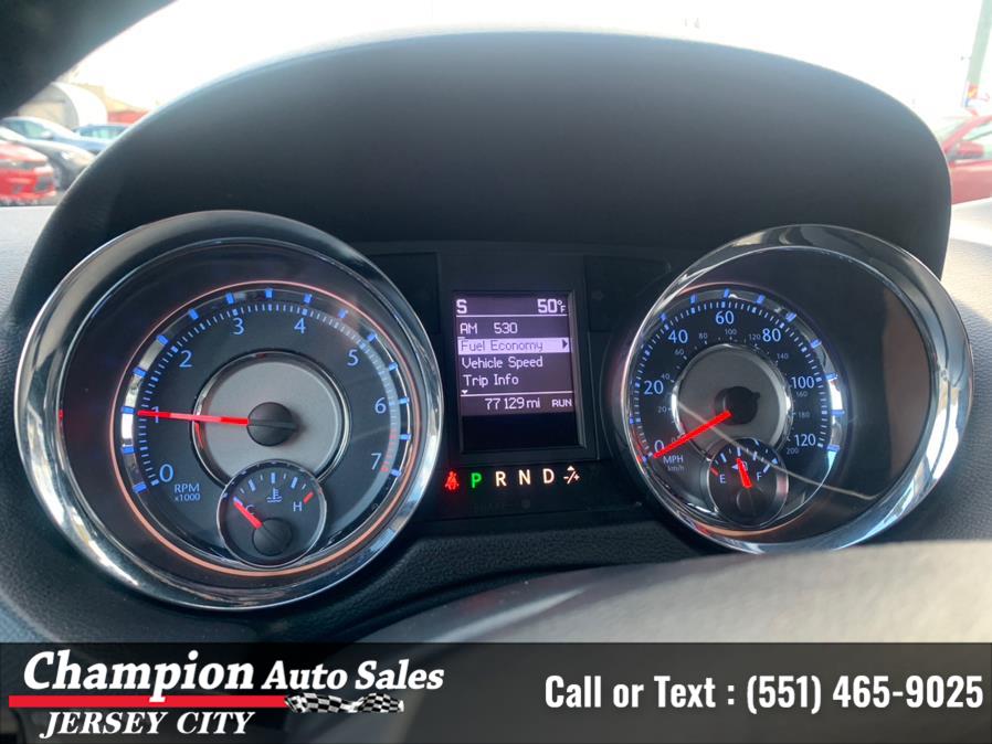 2014 Chrysler Town & Country 4dr Wgn Touring-L, available for sale in Jersey City, New Jersey | Champion Auto Sales. Jersey City, New Jersey 2014 Chrysler Town & Country 4dr Wgn Touring-L, available for sale in Jersey City, New Jersey | Champion Auto Sales. Jersey City, New Jersey