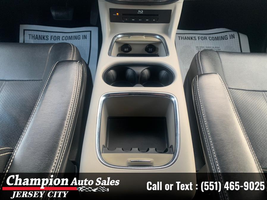 2014 Chrysler Town & Country 4dr Wgn Touring-L, available for sale in Jersey City, New Jersey | Champion Auto Sales. Jersey City, New Jersey 2014 Chrysler Town & Country 4dr Wgn Touring-L, available for sale in Jersey City, New Jersey | Champion Auto Sales. Jersey City, New Jersey
