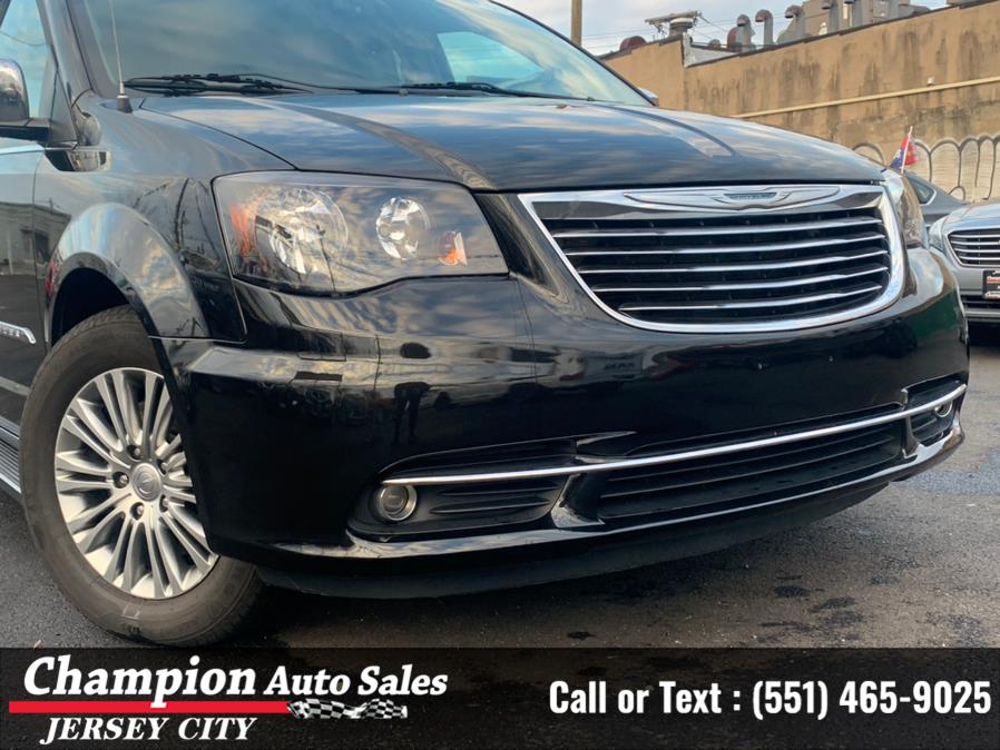 2014 Chrysler Town & Country 4dr Wgn Touring-L, available for sale in Jersey City, New Jersey | Champion Auto Sales. Jersey City, New Jersey 2014 Chrysler Town & Country 4dr Wgn Touring-L, available for sale in Jersey City, New Jersey | Champion Auto Sales. Jersey City, New Jersey